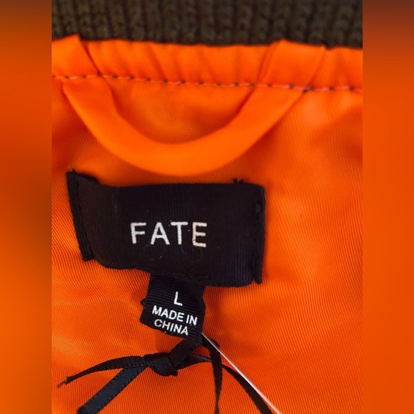 NWT Fate Army Green Zip Up Cropped Bomber Jacket With Ribbed Cuffs And Neckline - Picture 10 of 14